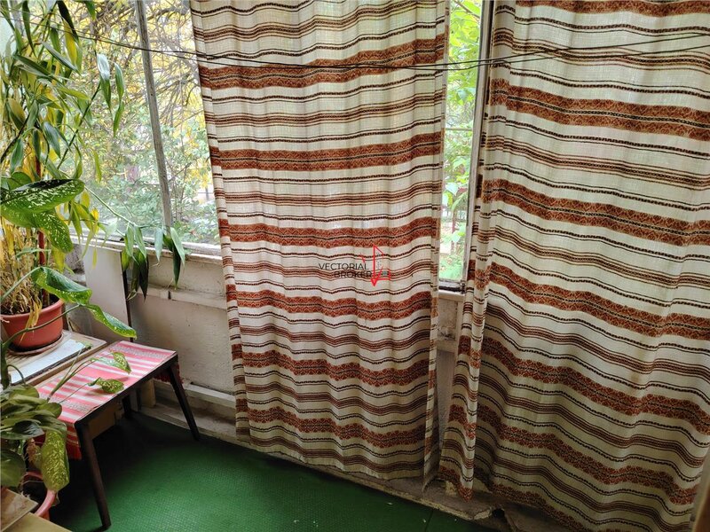 Timpuri Noi, 2 camere et. 1, dec., 9 min. metrou.